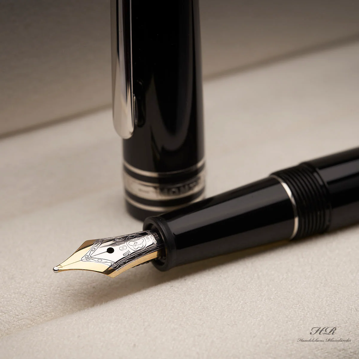 Montblanc Meisterstück Classique 145 Platinum Füllfederhalter ID 132468-106522 - Image 5
