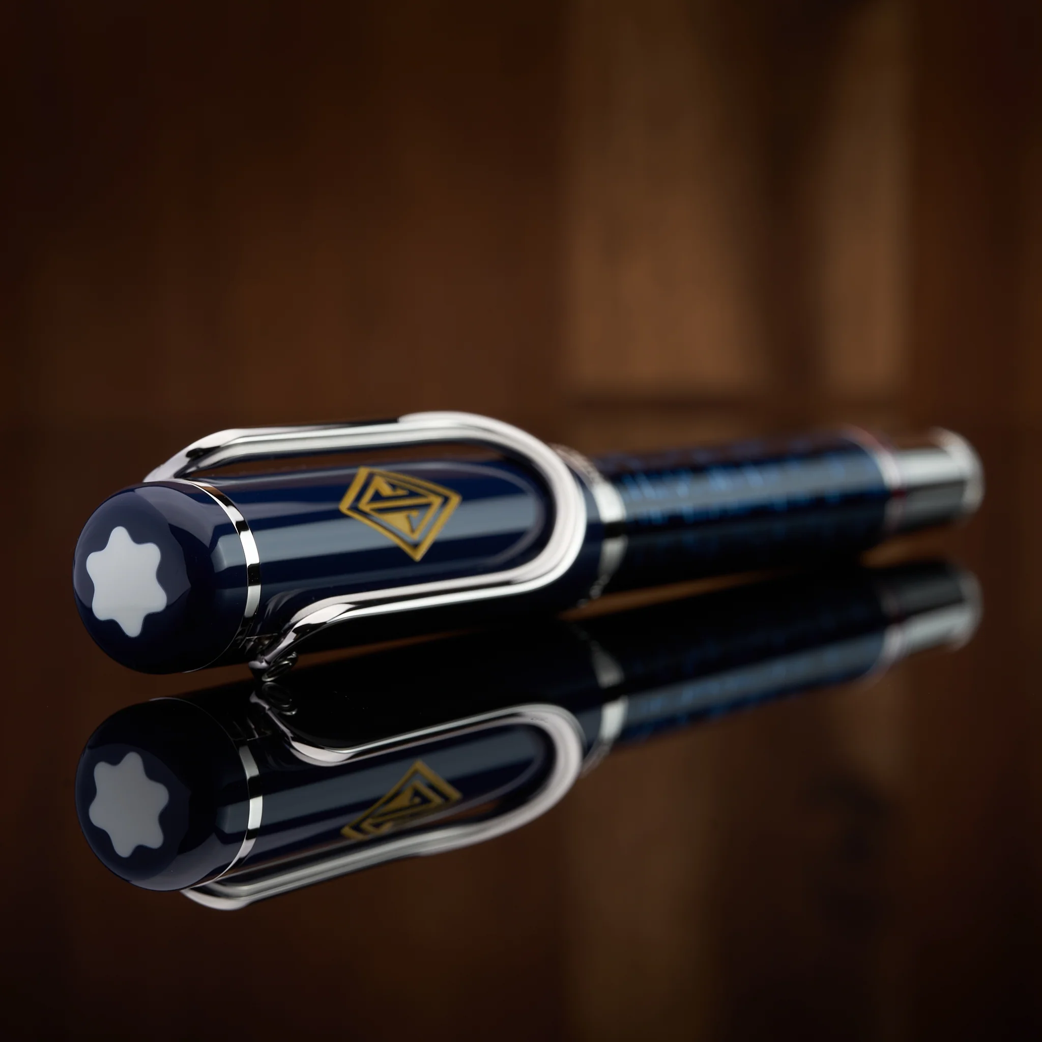 Montblanc Great Characters The Great Gatsby Special Edition Fountain Pen 130657 - Image 3