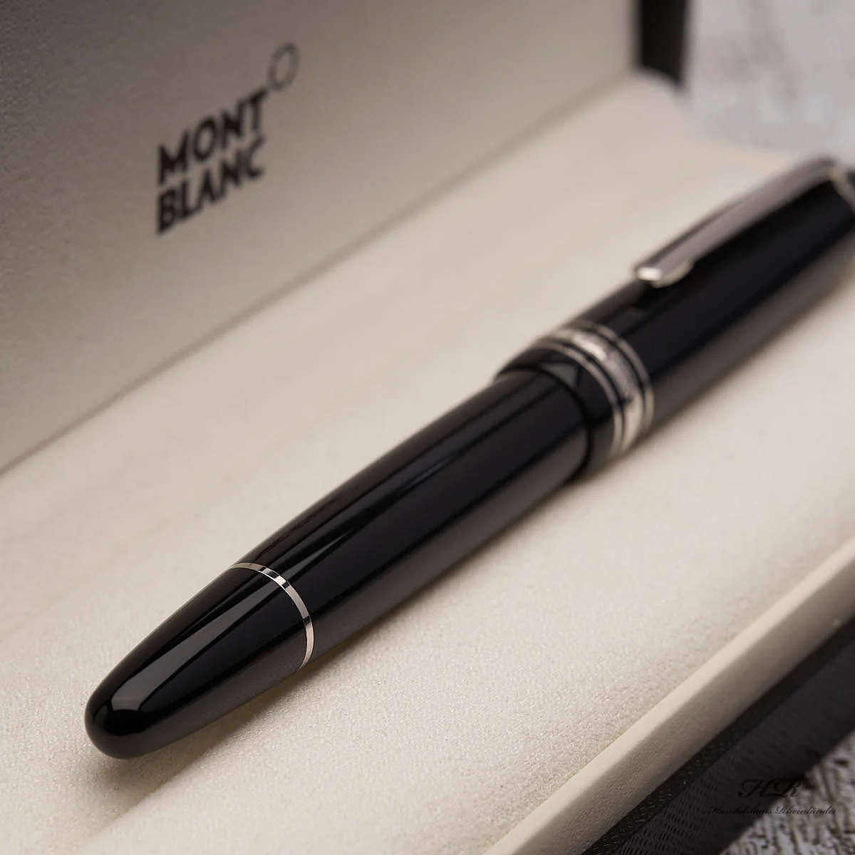 Montblanc Meisterstück Le Grand 162 Platinum Line Rollerball Fineliner ID 132451 - Image 3
