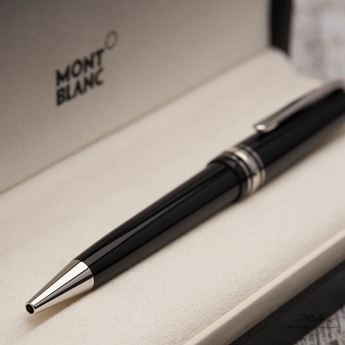 Montblanc Meisterstück Platinum Coated Midsize Kugelschreiber ID 132491-114185 - Image 3