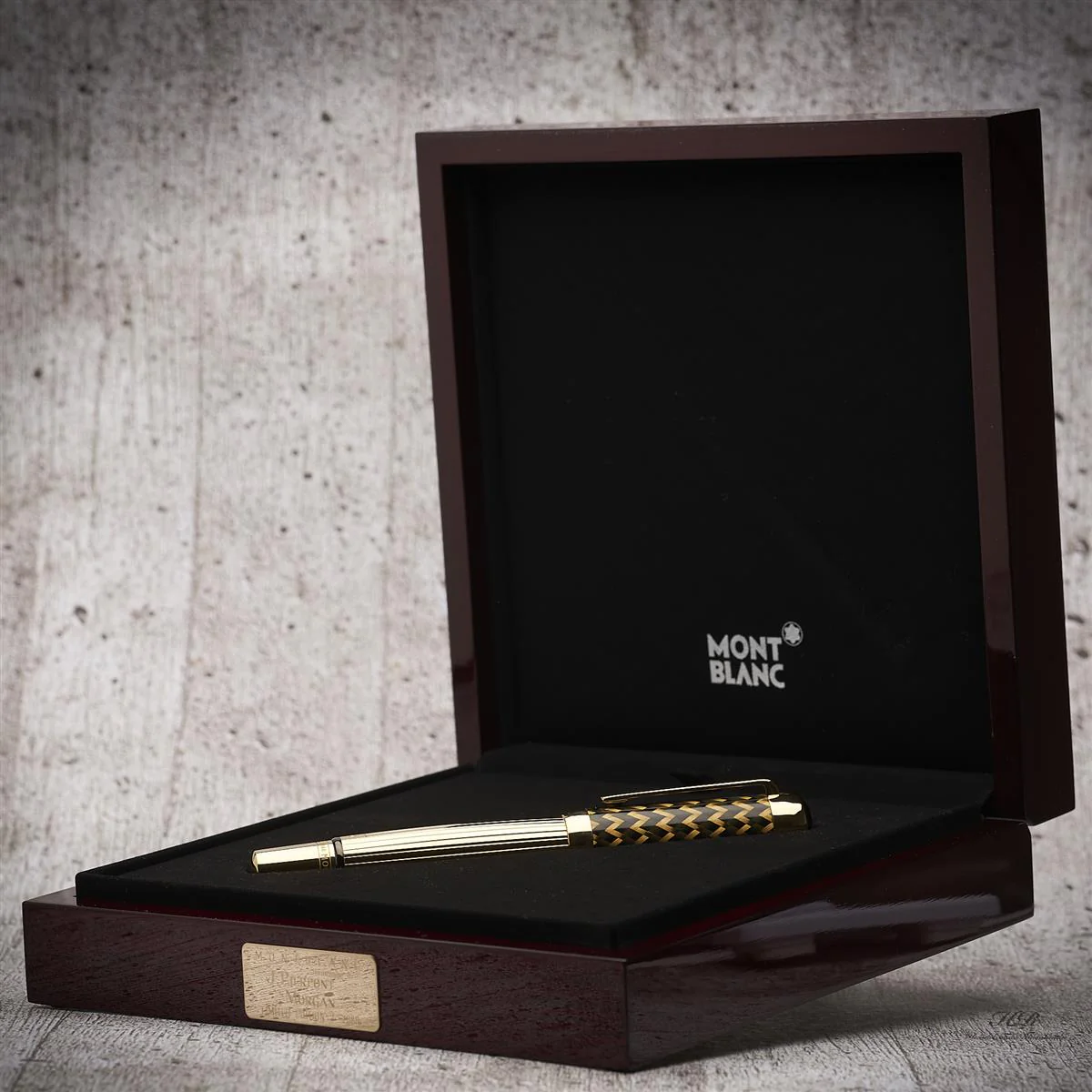 Montblanc Patron of Art 888 Füller Sammlung Regent 1995 - Victoria & Albert 2022 - Image 23
