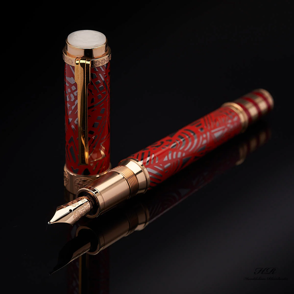 Montblanc Patron of Art 888 Füller Sammlung Regent 1995 - Victoria & Albert 2022 - Image 4
