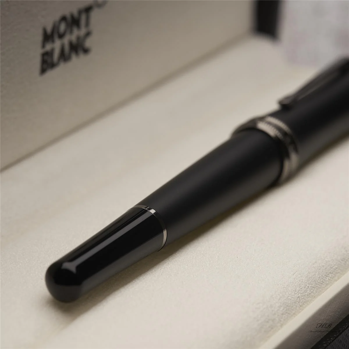 Montblanc Bonheur Boyfriend Roller Ball Fine Liner Edelharz Black ID 118498 OVP - Image 3