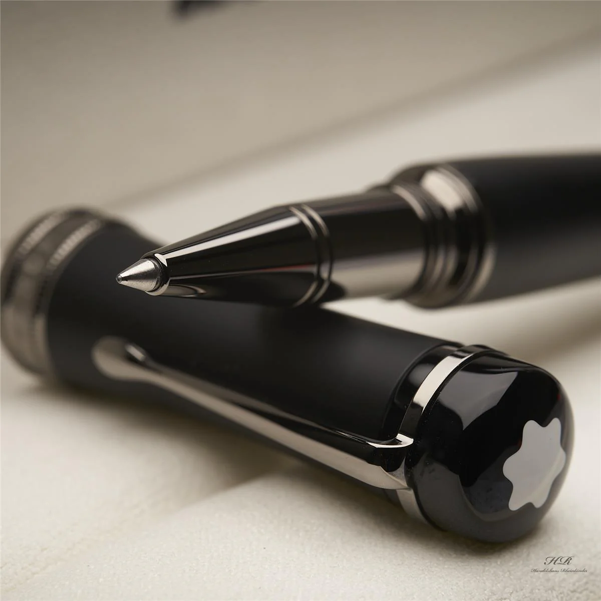 Montblanc Bonheur Boyfriend Roller Ball Fine Liner Edelharz Black ID 118498 OVP - Image 5