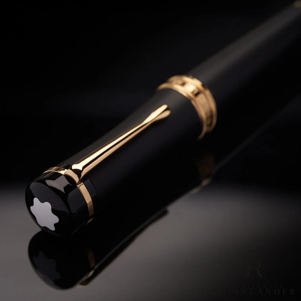 Montblanc Bonheur Nuit Black Resin Gold Fountain Pen Füllfederhalter ID 117473 - Image 2
