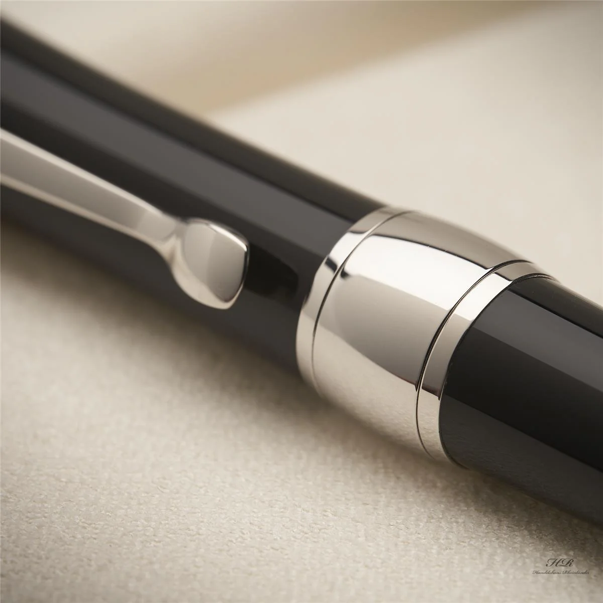 Montblanc Etoile de Montblanc Black Resin Diamond Füllfederhalter ID 103377 OVP - Image 4