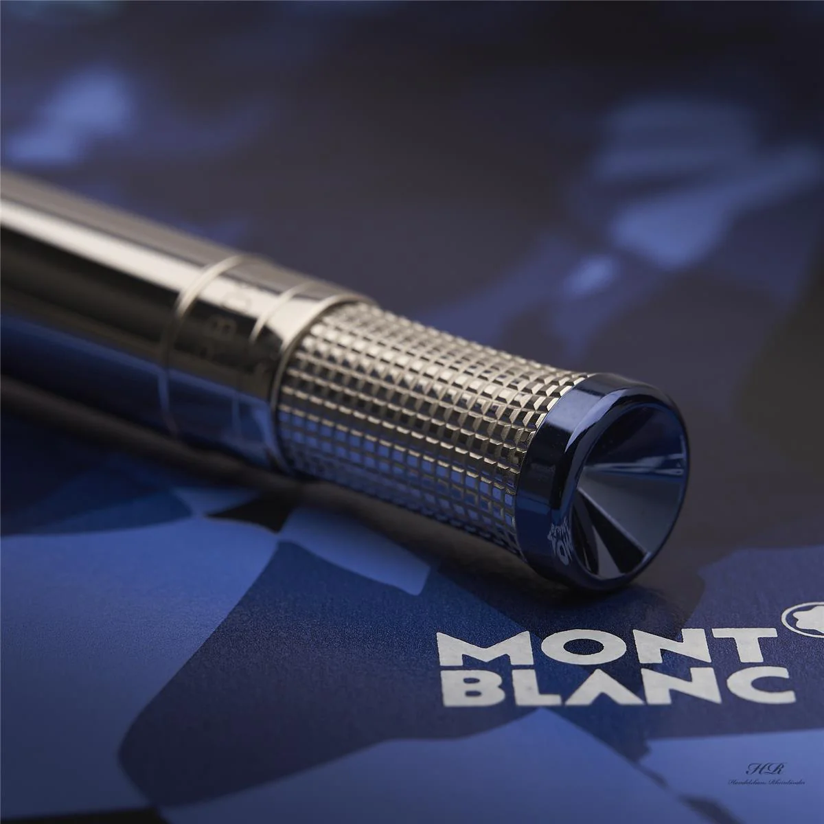 Montblanc Great Characters Limited Edtion 1926 Miles Davis Roller Ball ID 114191 - Image 5
