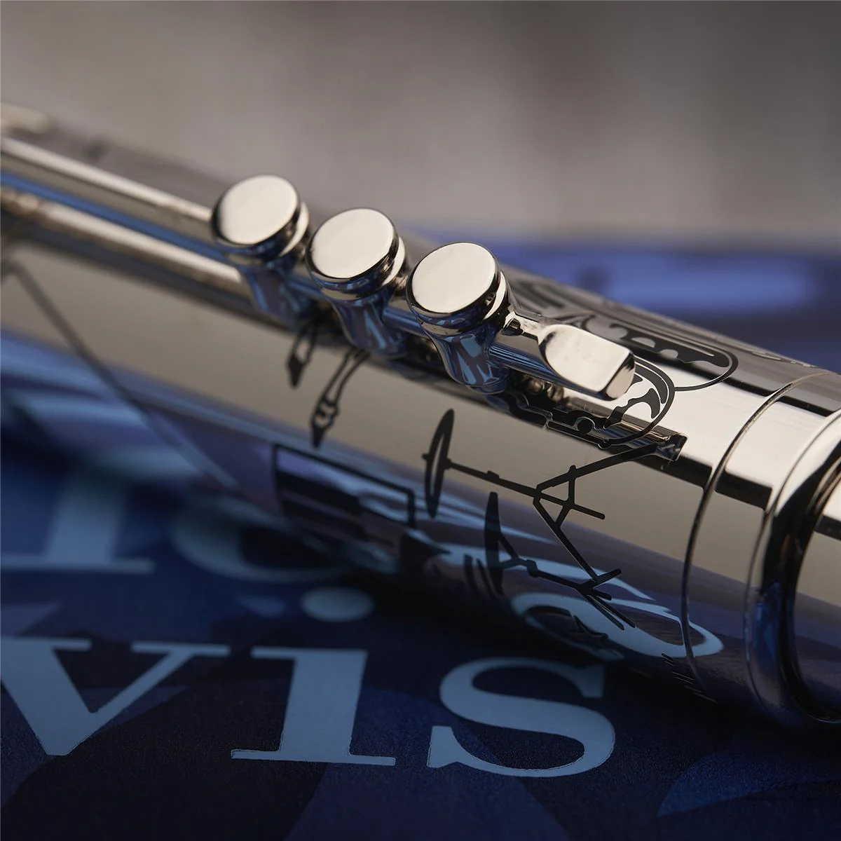 Montblanc Great Characters Limited Edtion 1926 Miles Davis Roller Ball ID 114191 - Image 6