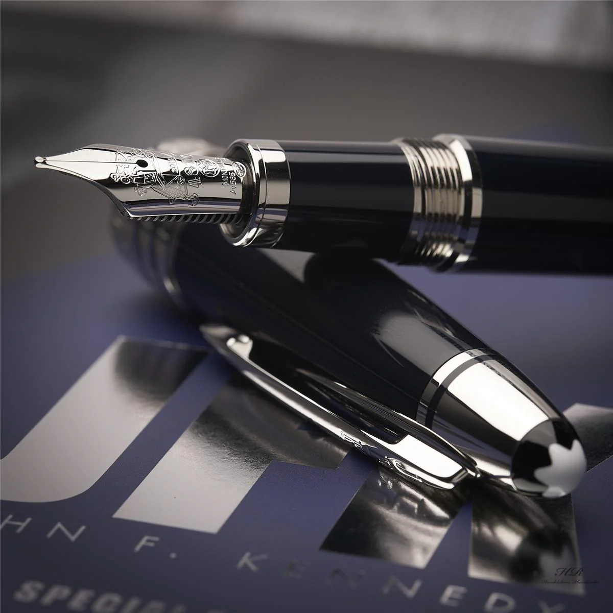 Montblanc Great Characters Special Edition J F Kennedy Füller ID 132088-111045 - Image 6