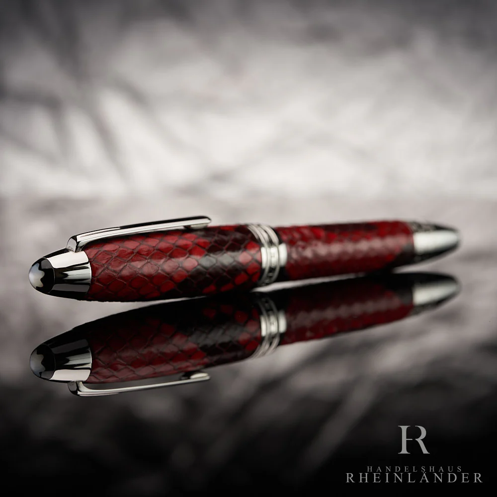 Montblanc Meisterstück Great Masters Python Leather Fountain Pen ID 119695 - Image 3