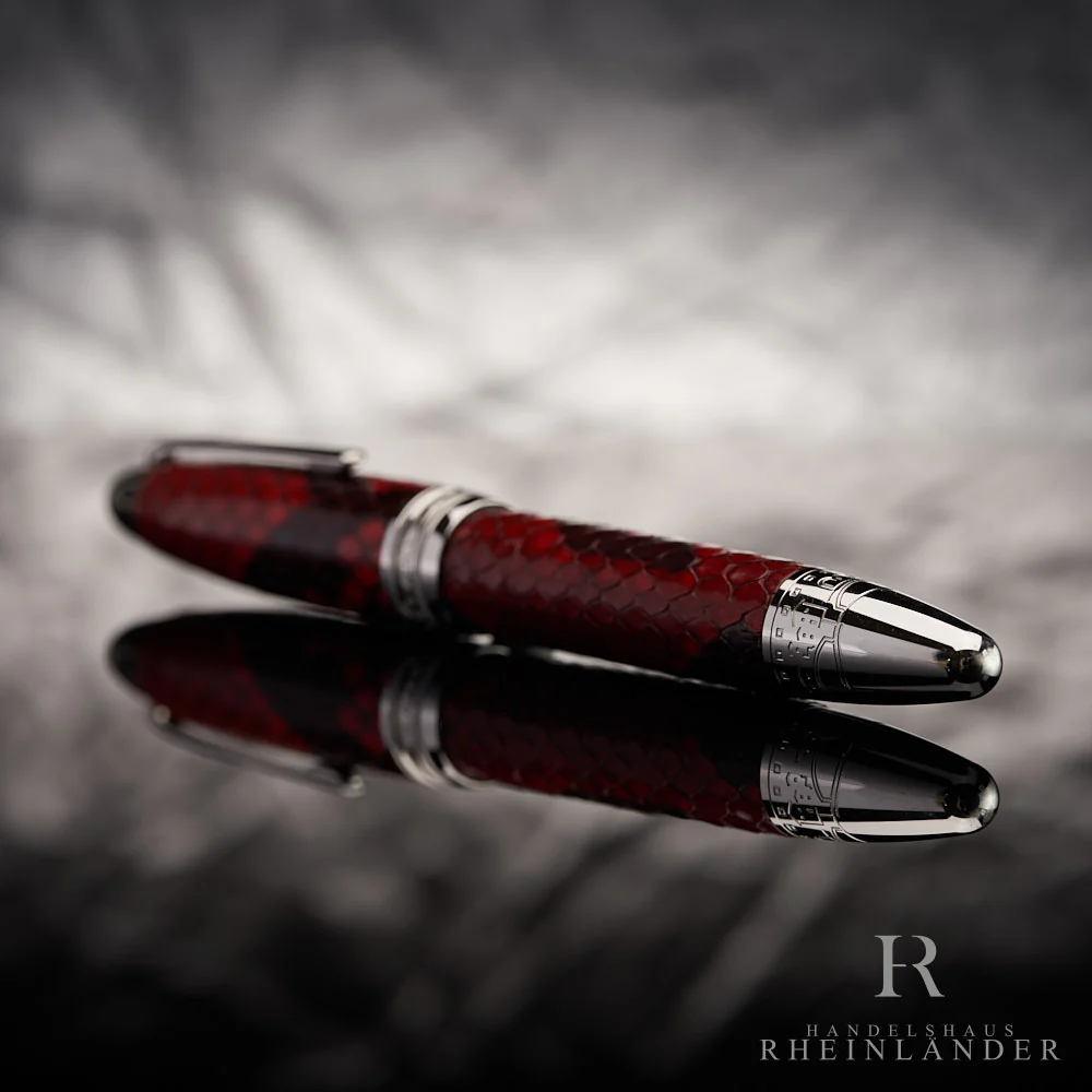 Montblanc Meisterstück Great Masters Python Leather Fountain Pen ID 119695 - Image 4