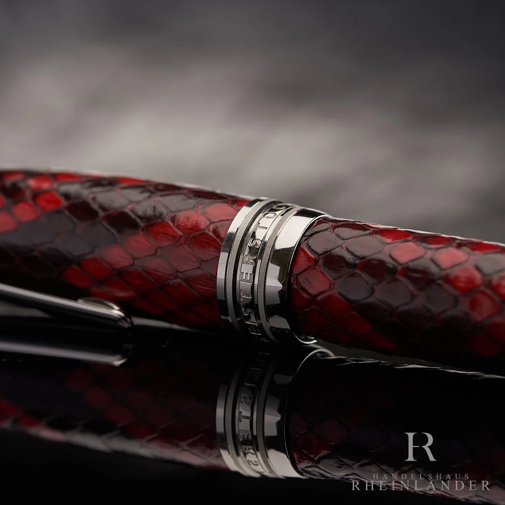 Montblanc Meisterstück Great Masters Python Leather Fountain Pen ID 119695 - Image 5