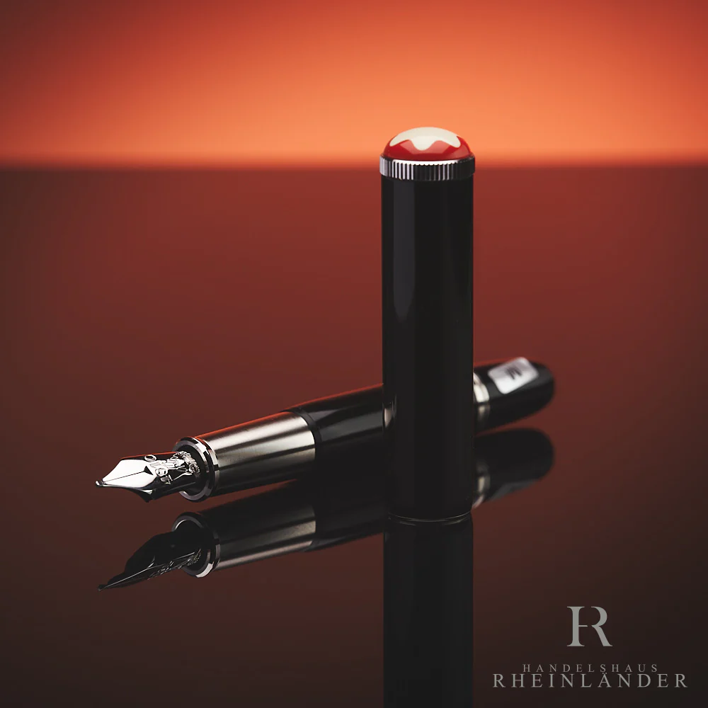 Montblanc Heritage Rouge et Noir Special Edition Baby Black Fountain Pen 127801 - Image 4