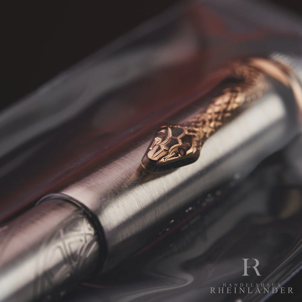 Montblanc Heritage Rouge & Noir Solitaire Limited Edition 1906 Füller No 116554 - Image 6