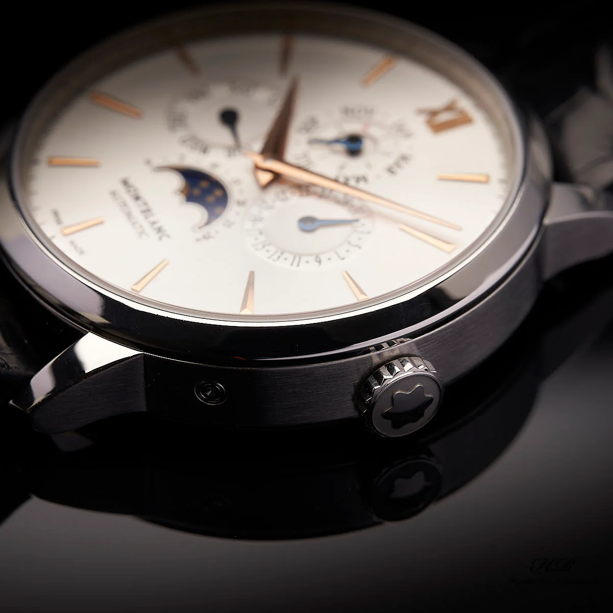 Montblanc Heritage Spirit Perpetual Steel 39 mm Black Aligator Watch ID 110715 - Image 3