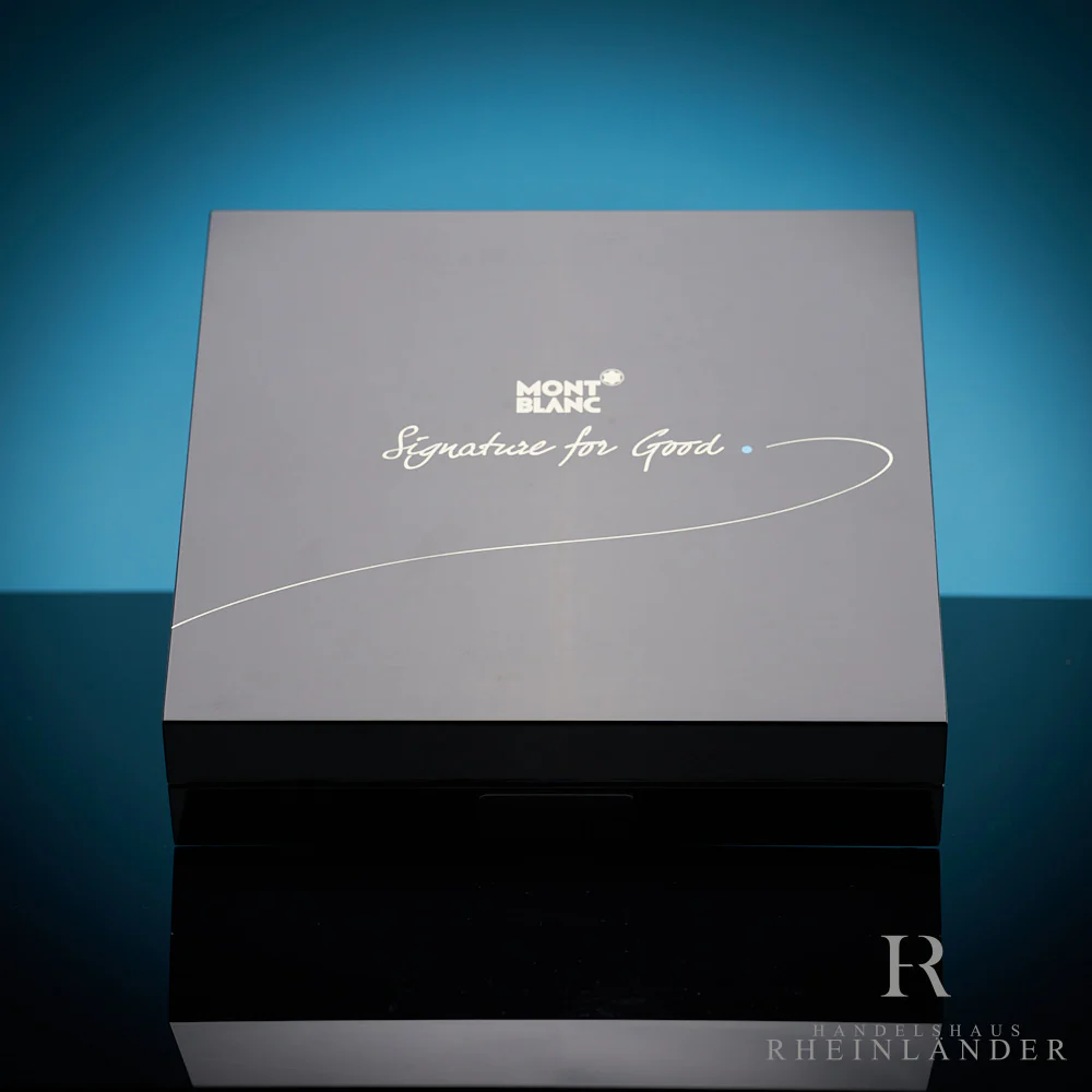 Montblanc Meisterstück LeGrand UNICEF Limited Edition 100 Fountain Pen ID 105682 - Image 9