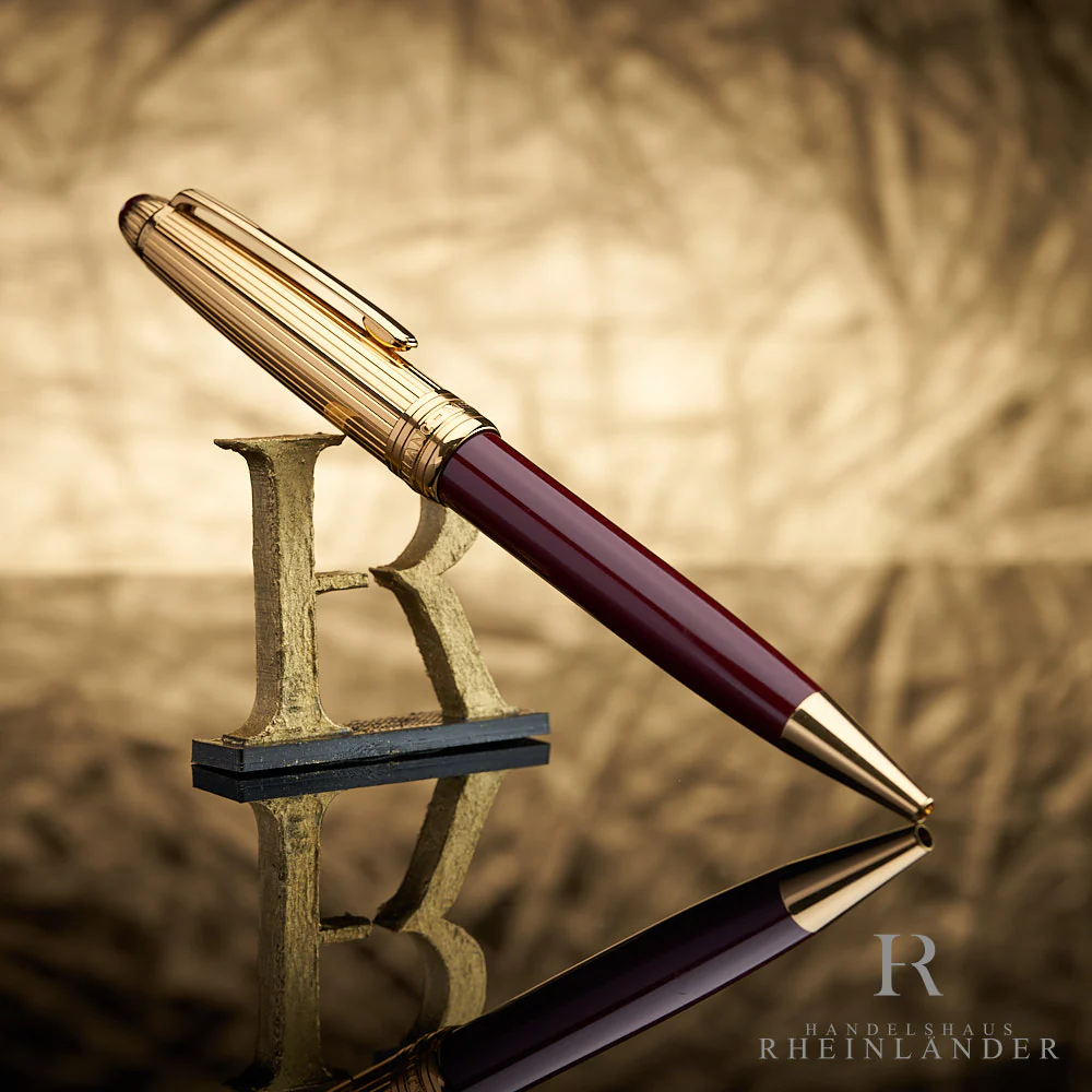 Montblanc Solitaire Doue Bordeaux Vermeil Pinstripe Ballpoint Pen Classique 164