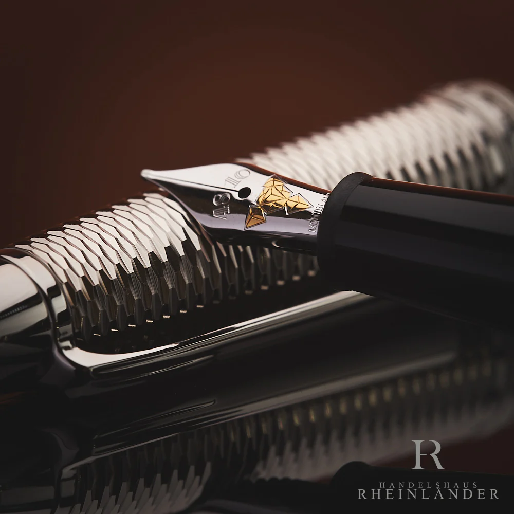 Montblanc Meisterstück Solitaire Doué Geometry Classique Fountain Pen ID 108078 - Image 6