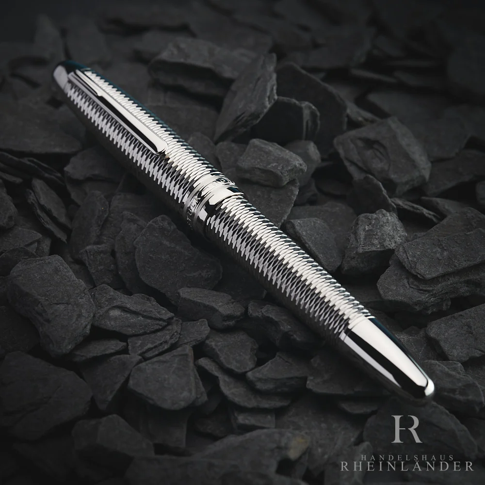 Montblanc Solitaire LeGrand Geometry Platinum Rollerball ID 132129-118098 - Image 2