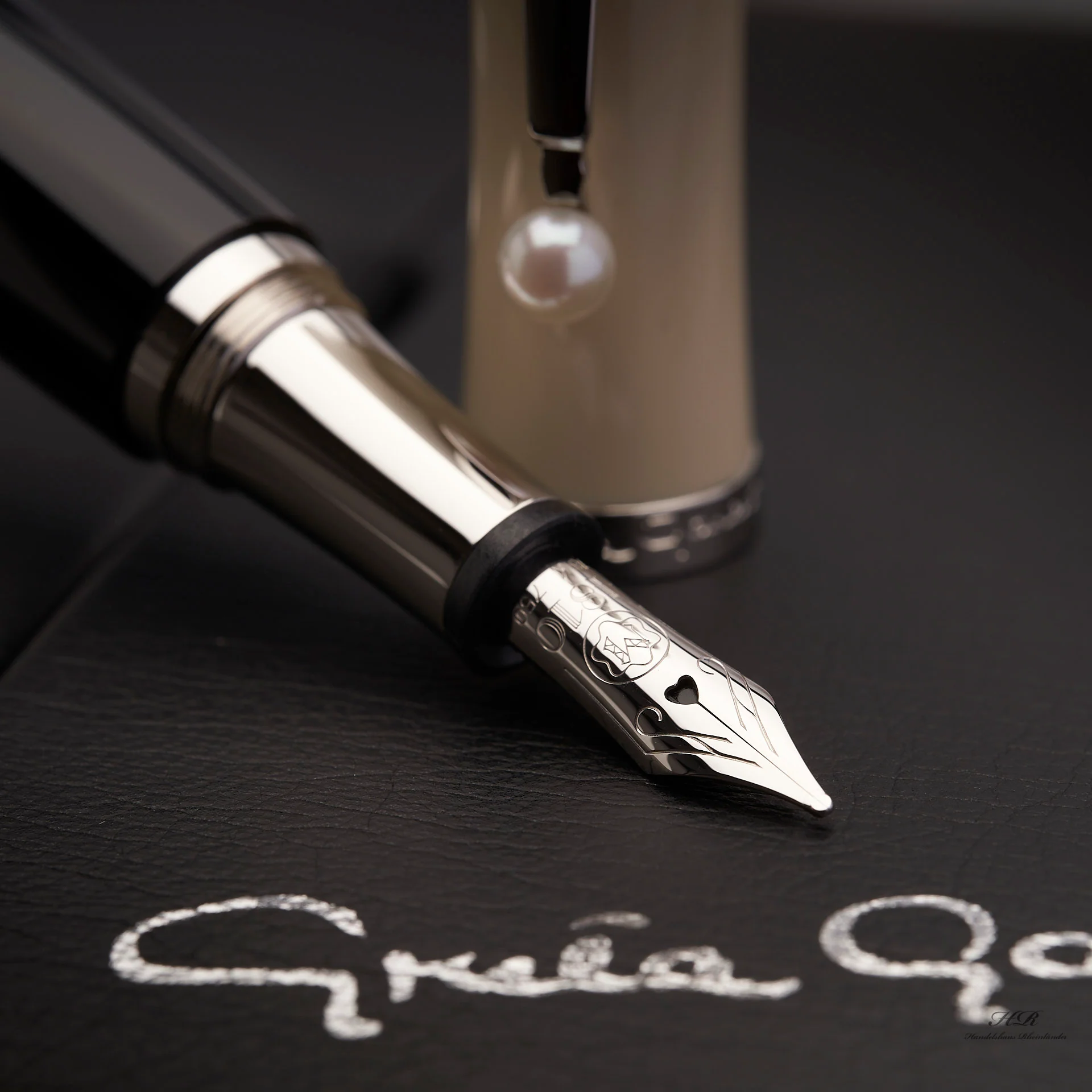 Montblanc Muses Line Greta Garbo Special Edition Füllfederhalter ID 36120 OVP - Image 5