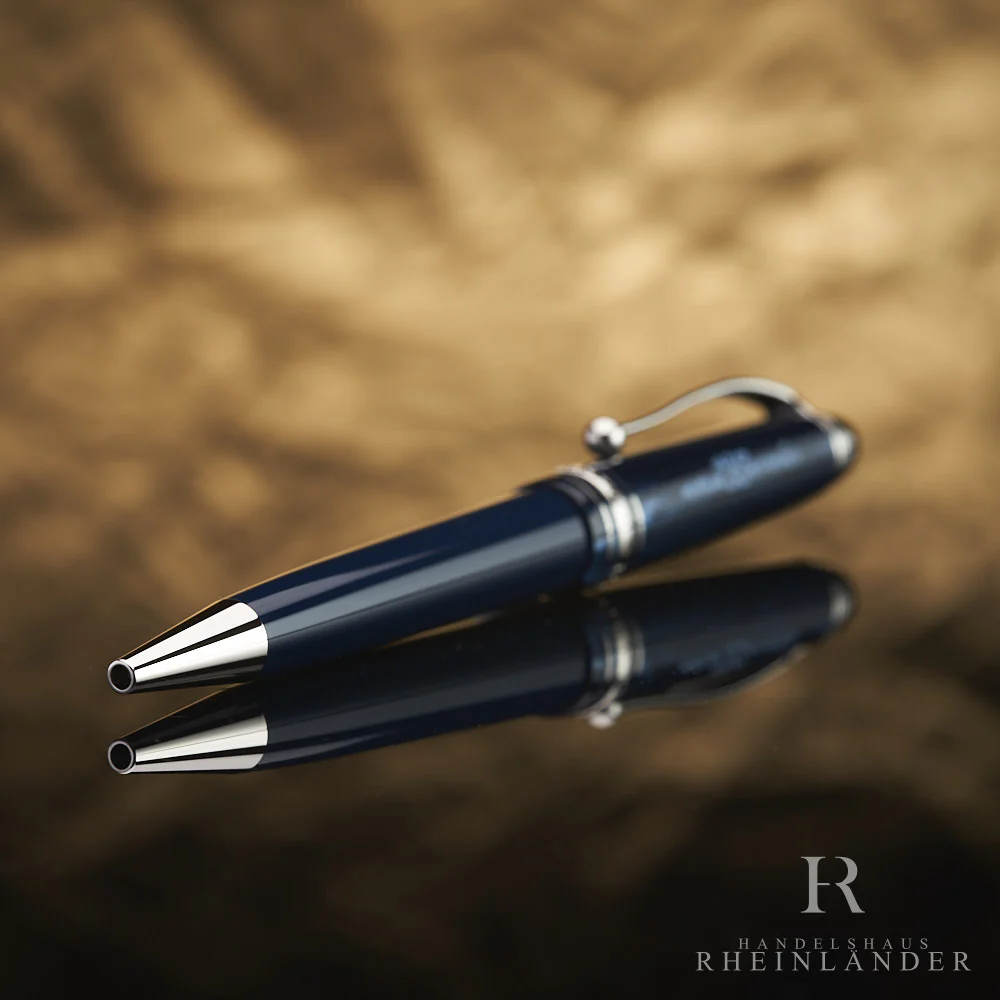 Montblanc Meisterstück Origin Collection Midsize Ballpoint Pen Blue Resin 131340 - Image 3