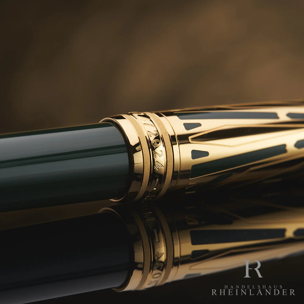 Montblanc Origin Collection Solitaire Doue Classique Fountain Pen Green 131350 - Image 6