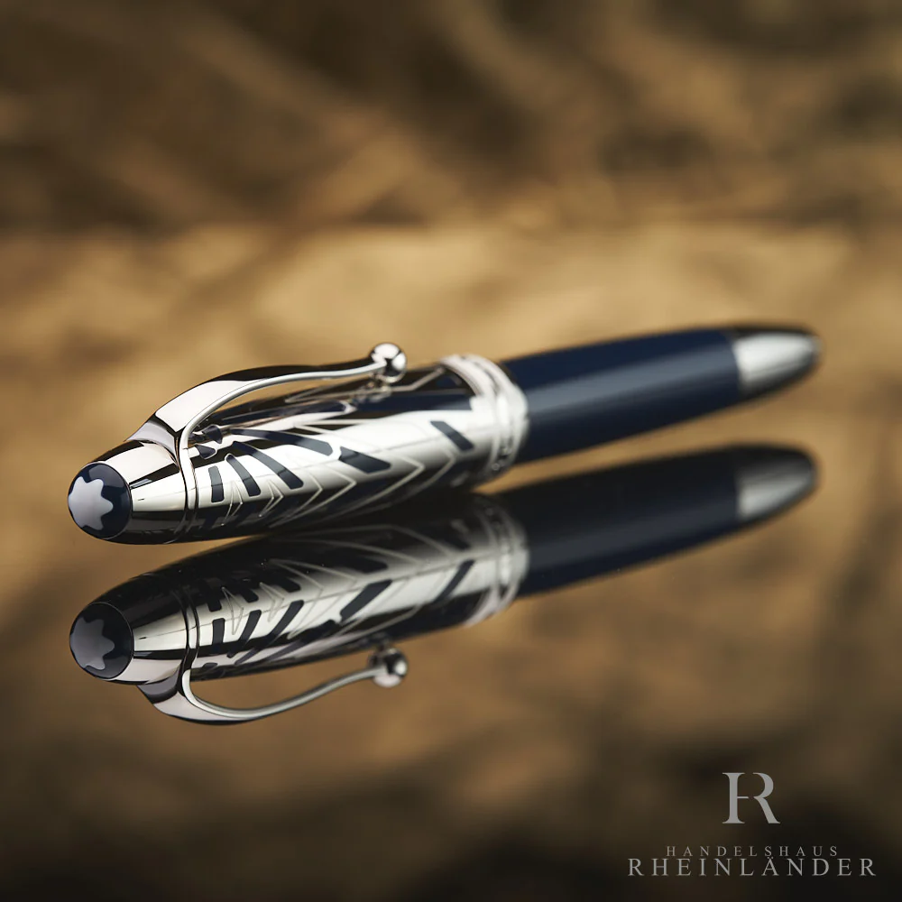Montblanc The Origin Collection Solitaire Doue LeGrand Fountain Pen Blue 131346 - Image 2