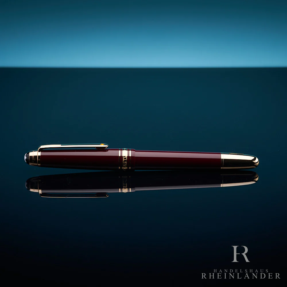 Montblanc Meisterstück Le Petit Prince & Planet Classique Fountain Pen ID 125308 - Image 3