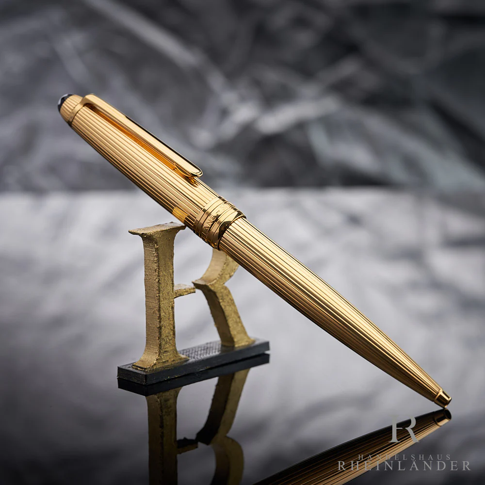 Montblanc Meisterstück Solitaire Classique Gold Plated Pinstripe Ballpoint Pen