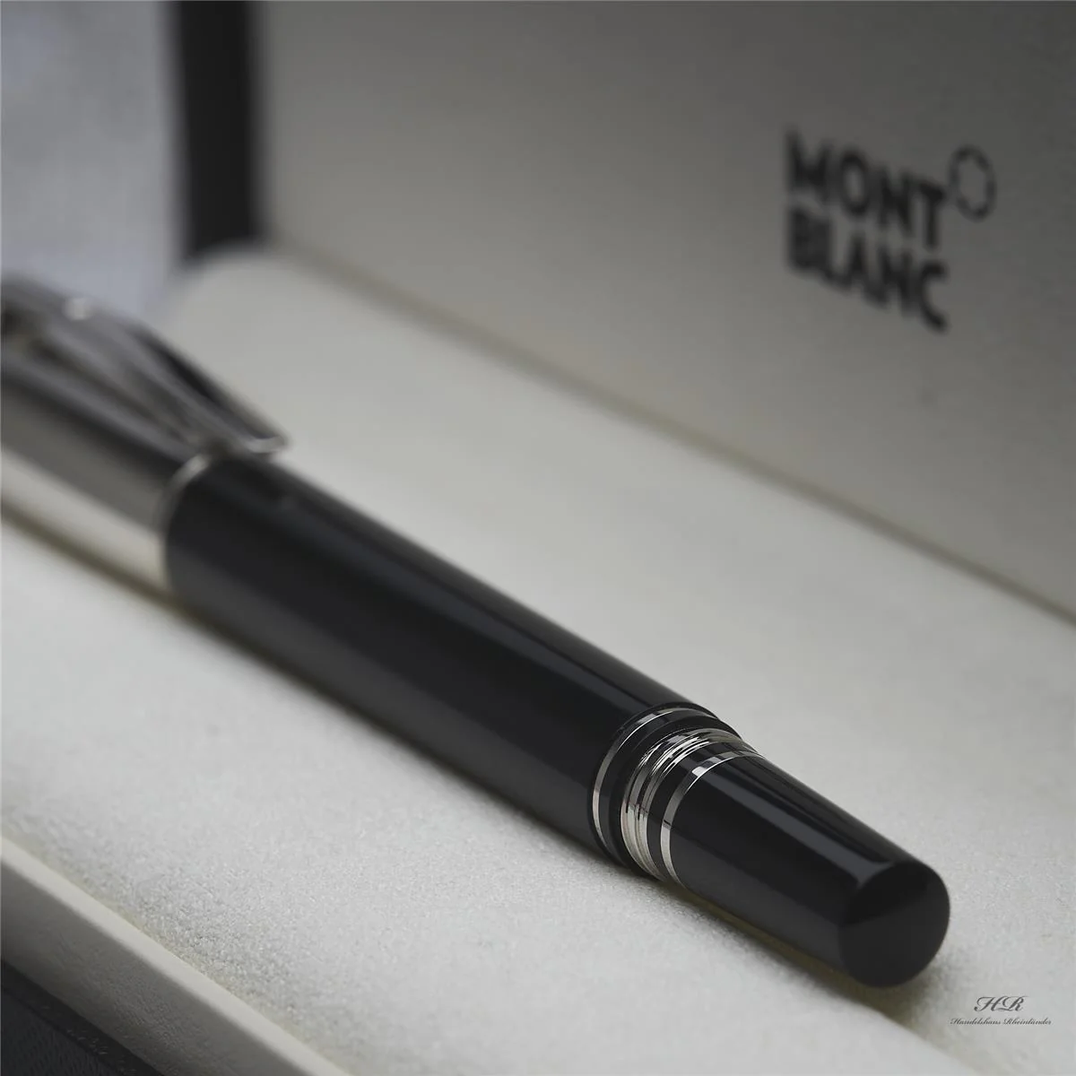 Montblanc Starwalker Doué Rollerball Schwarz Platiniert ID 132510-118872 - Image 3