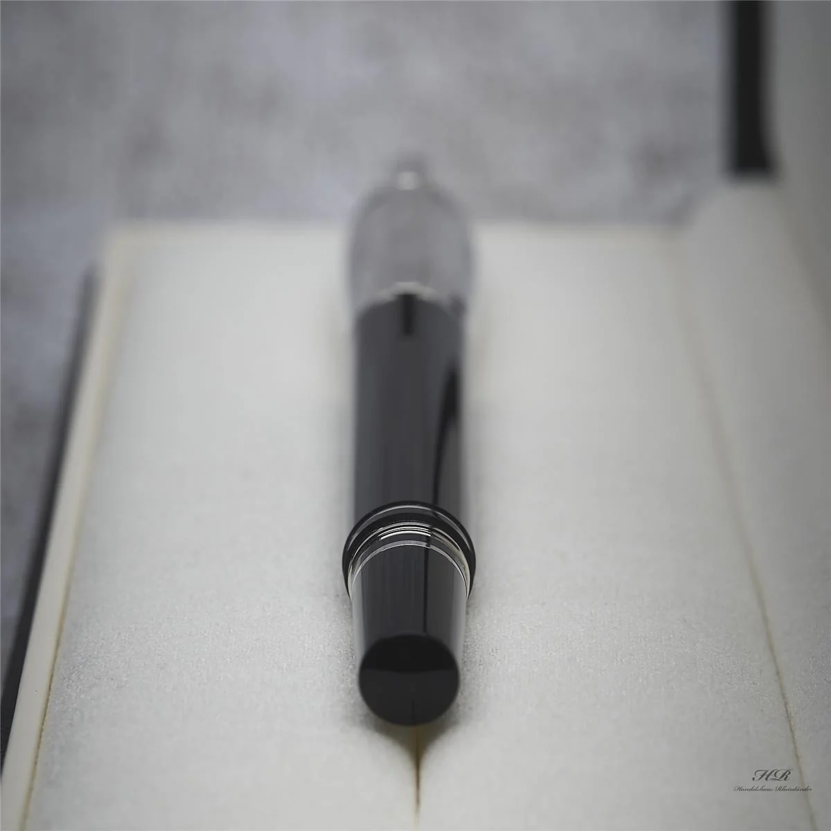 Montblanc Starwalker Doué Rollerball Schwarz Platiniert ID 132510-118872 - Image 5