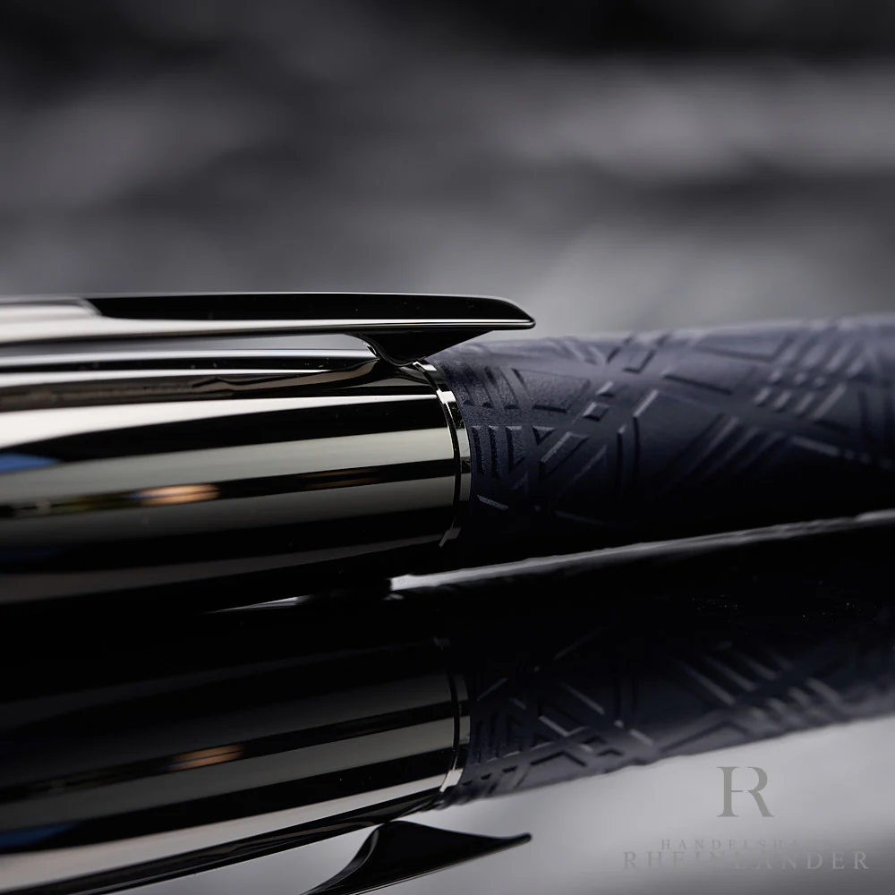 Montblanc Starwalker Spaceblue Doue Rollerball Fineliner ID 130216 - Image 4