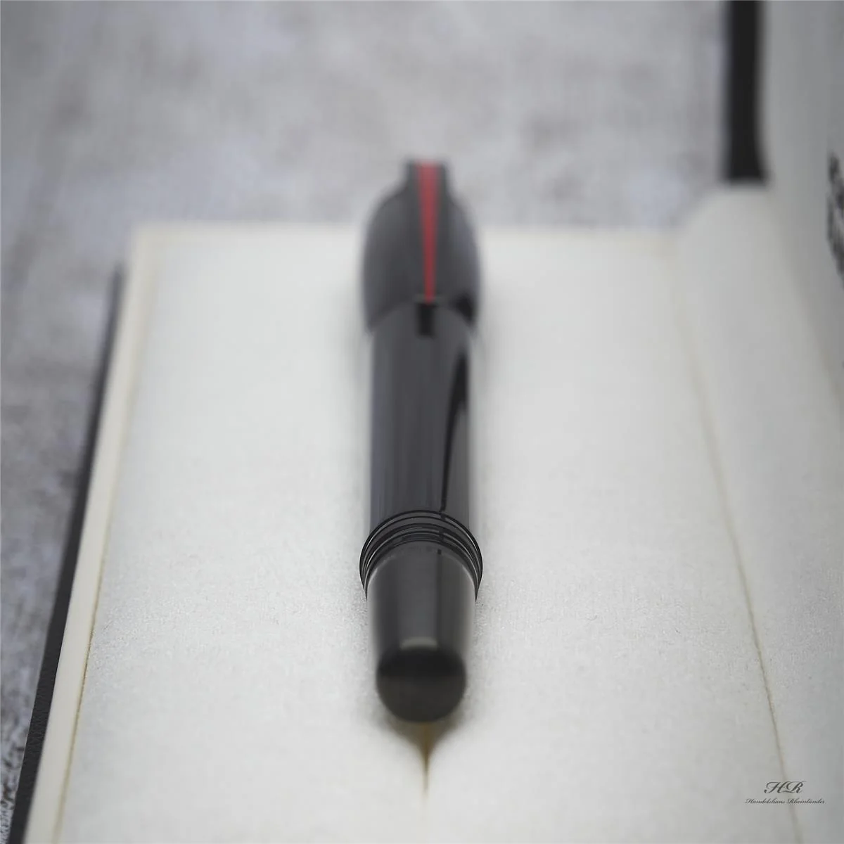 Montblanc Starwalker Urban Speed Roller Ball Fine Liner Edelharz ID 112685 OVP - Image 4