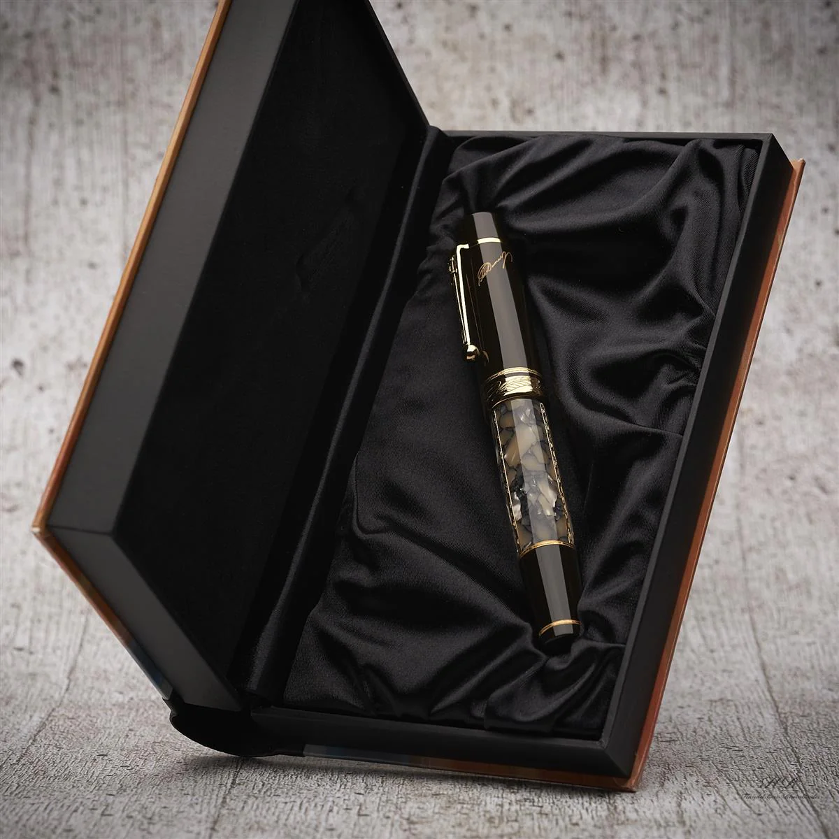 Montblanc Writers Edition Füller SAMMLUNG E Hemingway 1992 - Gebrüder Grimm 2022 - Image 26