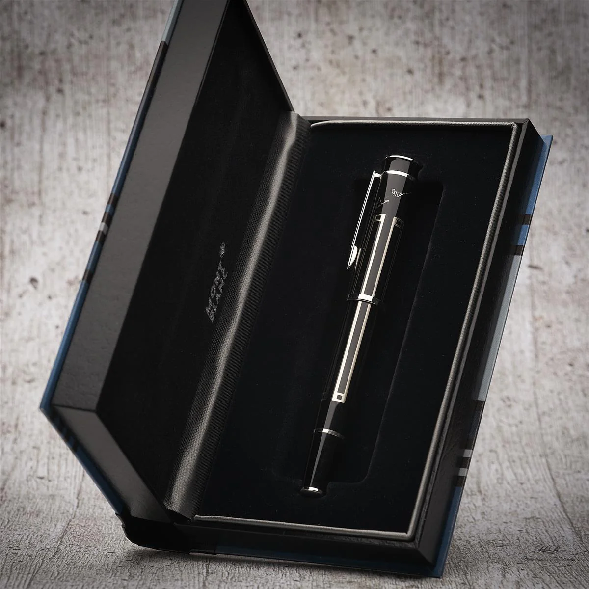 Montblanc Writers Edition Füller SAMMLUNG E Hemingway 1992 - Gebrüder Grimm 2022 - Image 5