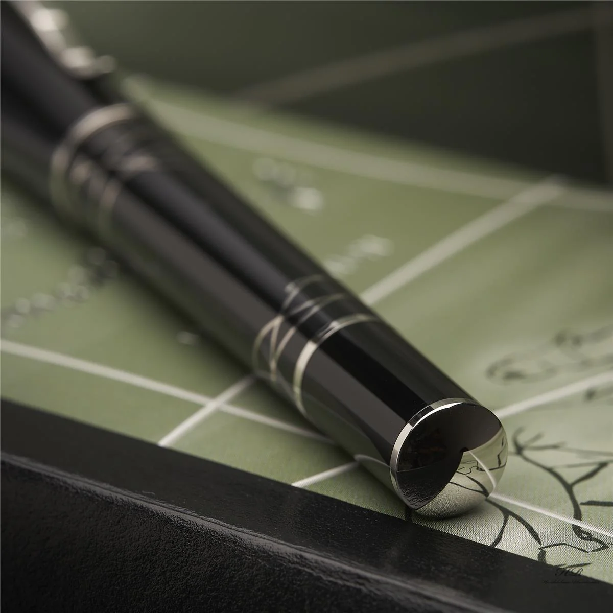 Montblanc Writers Edition 2012 Jonathan Swift Roller Ball Fine Liner ID 107482 - Image 3