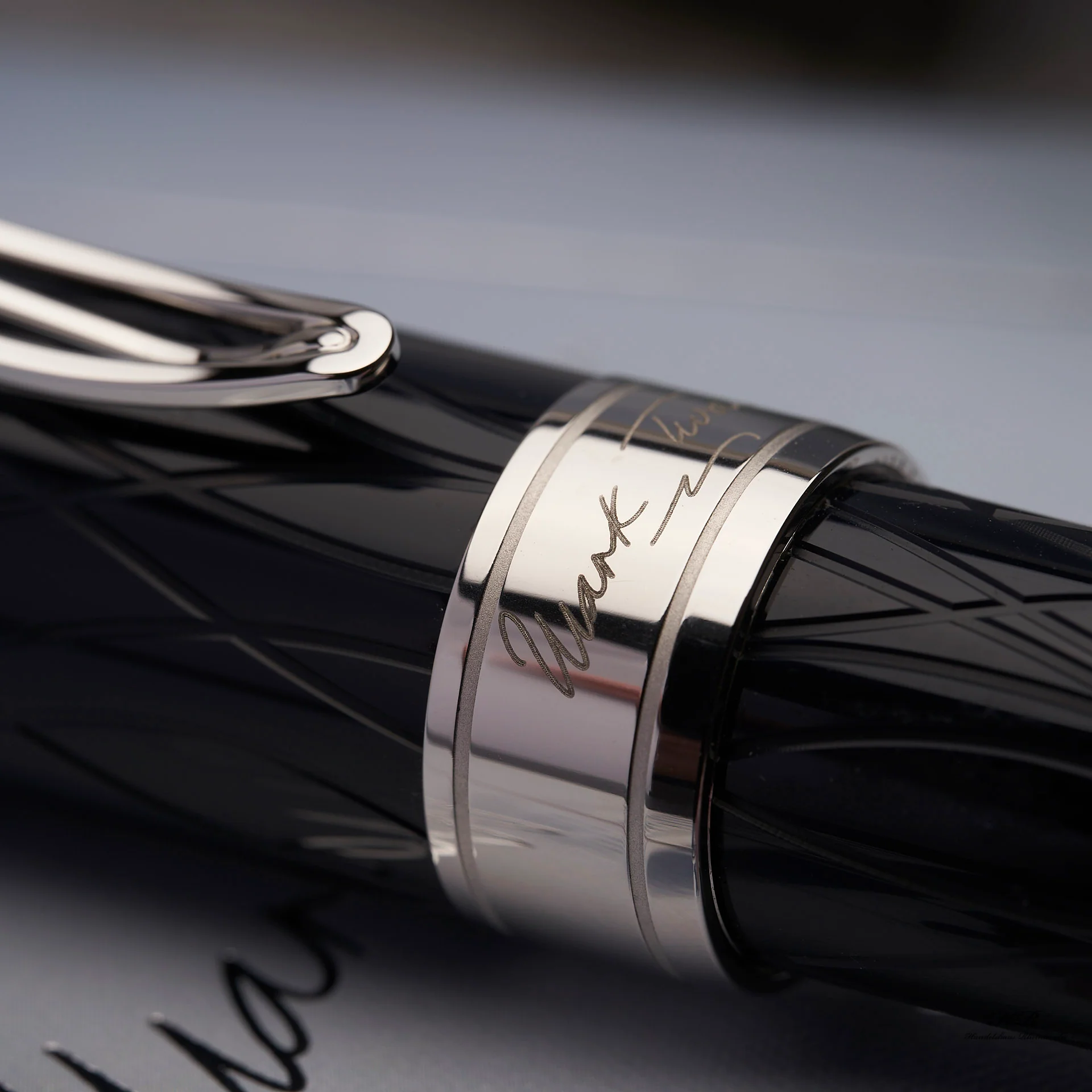 Montblanc Writers Edition von 2010 Mark Twain Roller Ball ID 105637 mit OVP - Image 4