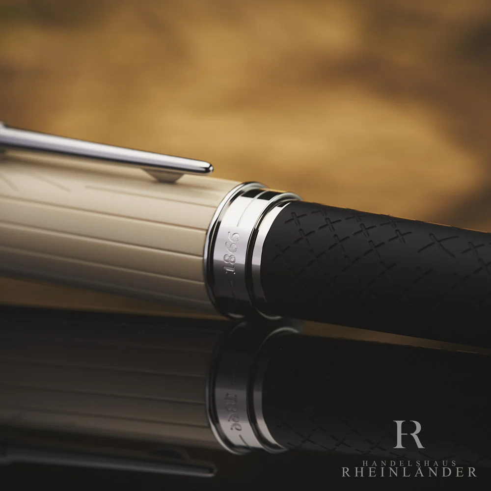 Montblanc Writers Edition Homage to Robert Louis Stevenson Ballpoint Pen 129419 - Image 4