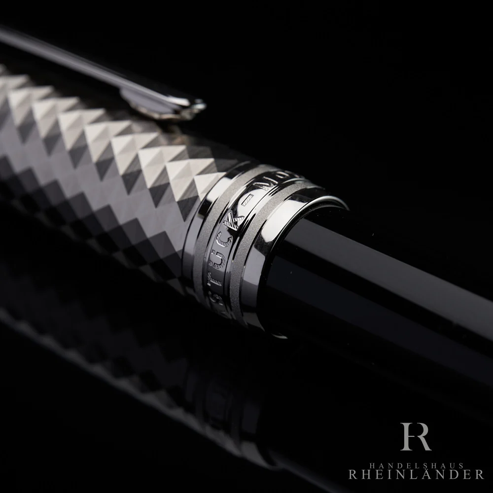 Montblanc Solitaire Doue Geometric Dimension Platinum Classique Füller ID 113334 - Image 5