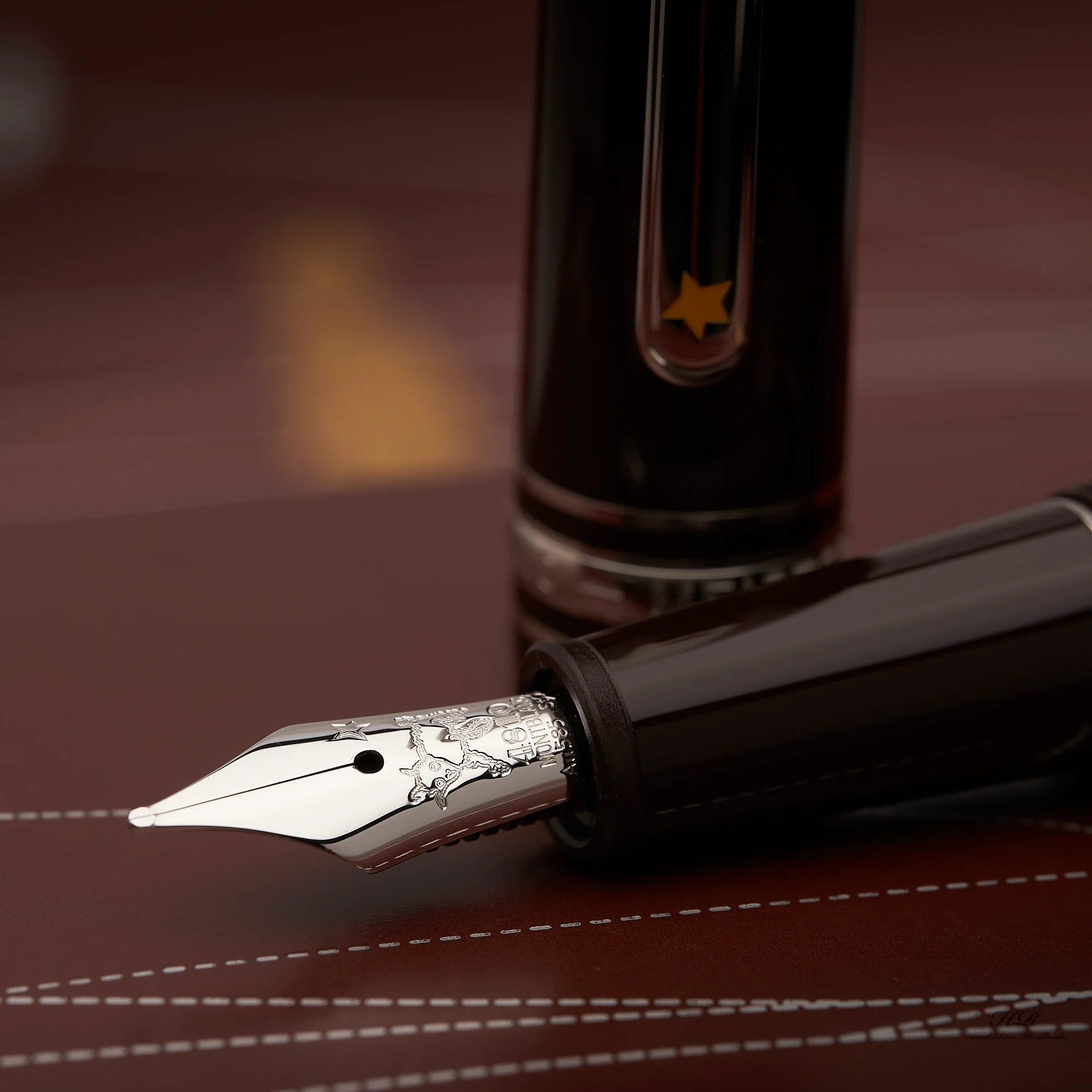 Montblanc Meisterstück Le Petit Prince Aviator Classique Füller ID 119665 - Image 5