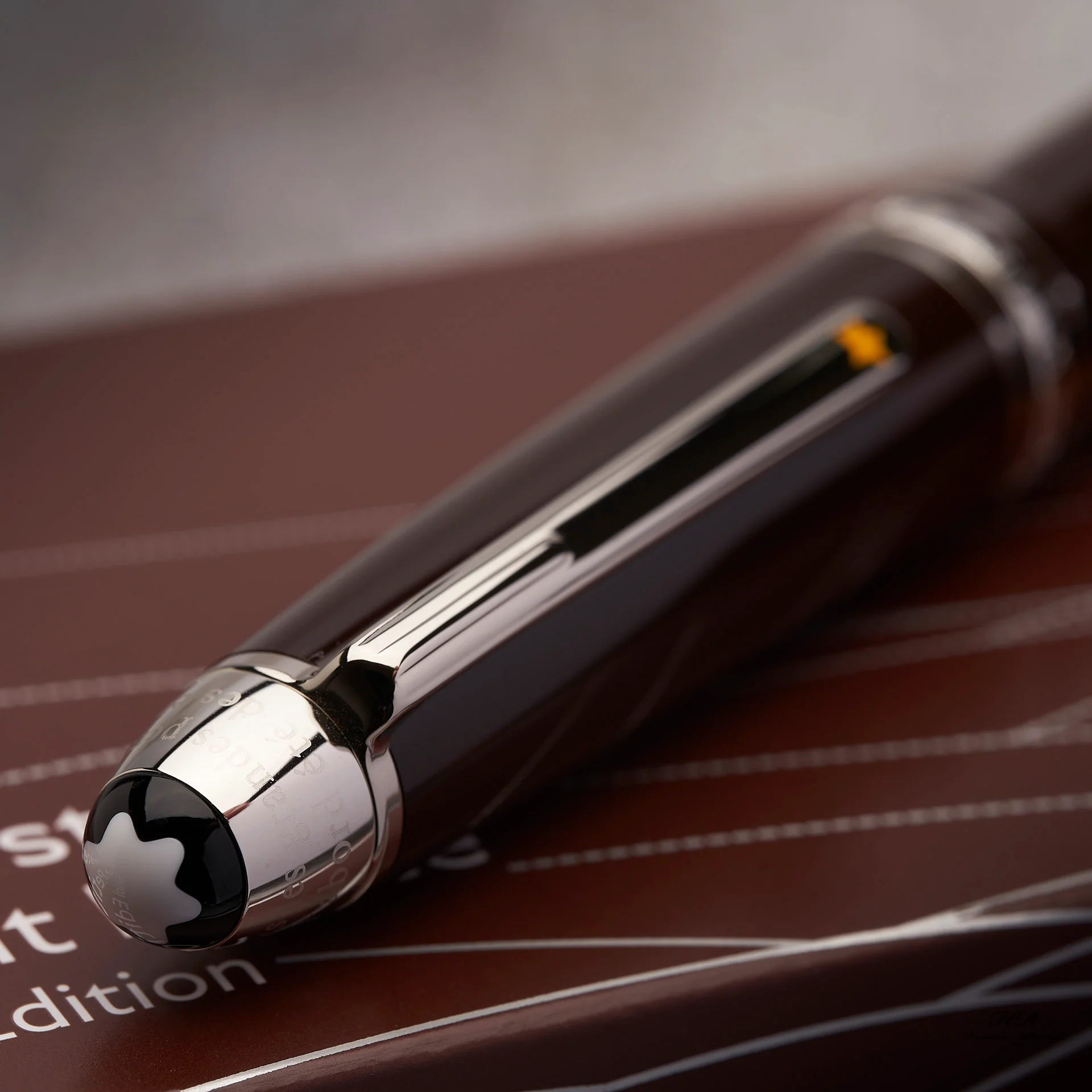 Montblanc Meisterstück Le Petit Prince Aviator Le Grand Füllfederhalter ID119660 - Image 2
