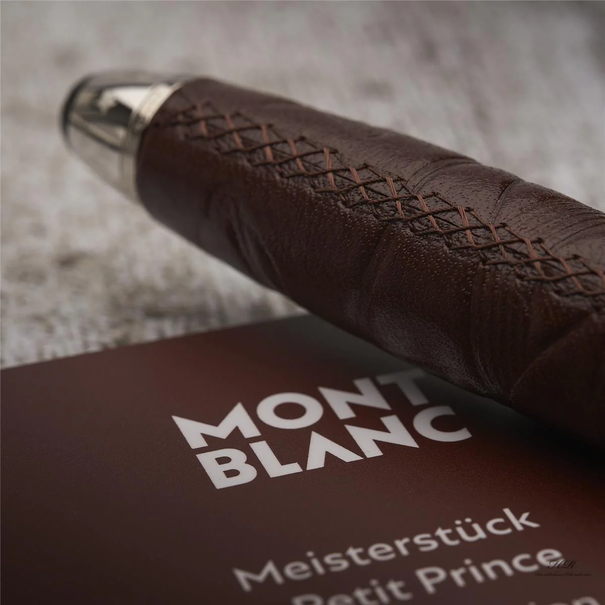 Montblanc Meisterstück Le Petit Prince Aviator LeGrand Rollerball ID 119685 - Image 7