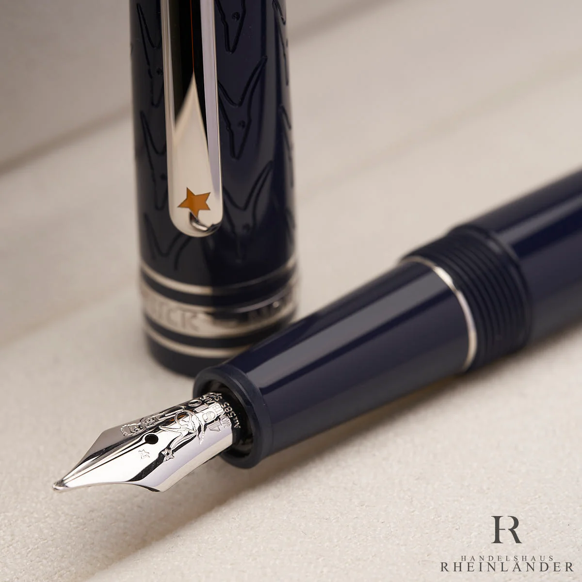 Montblanc Meisterstück Le Petit Prince Classique Füllfederhalter ID 118056 - Image 5