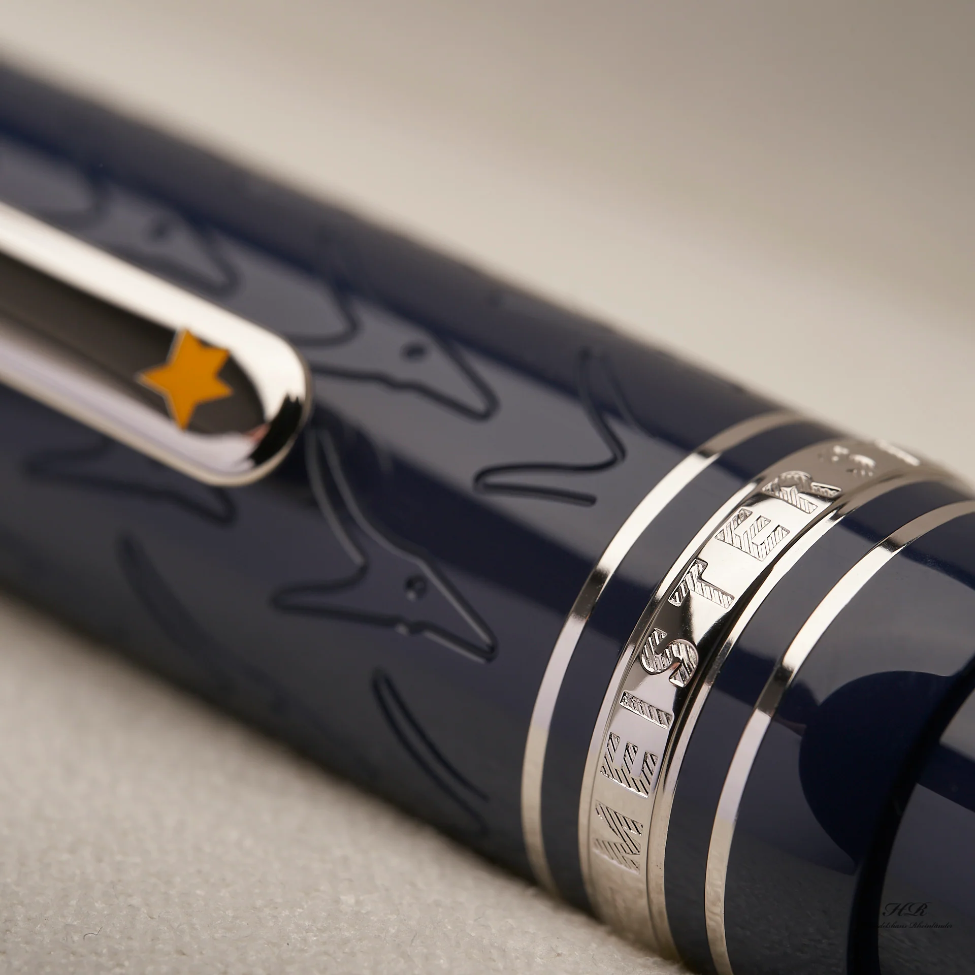 Montblanc Meisterstück Le Petit Prince Le Grand Füllfederhalter ID 118052 - Image 4