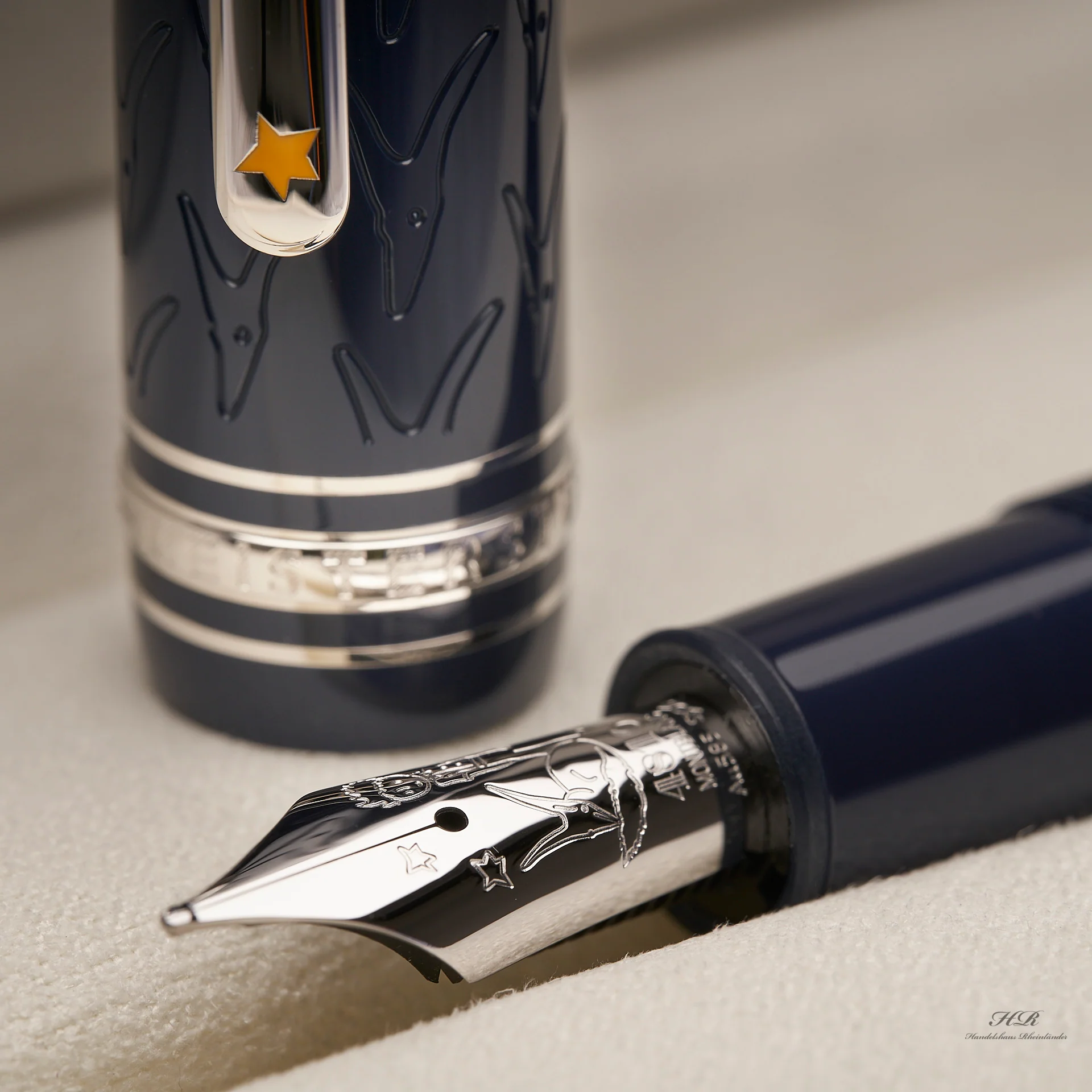 Montblanc Meisterstück Le Petit Prince Le Grand Füllfederhalter ID 118052 - Image 6