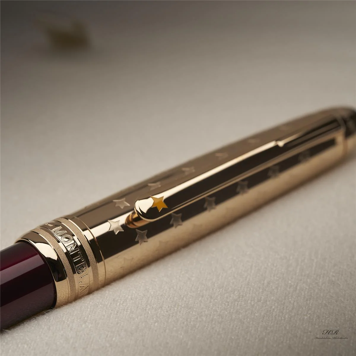 Montblanc Meisterstück Le Petit Prince & Planet Doué Ballpoint Pen ID 125301 - Image 3