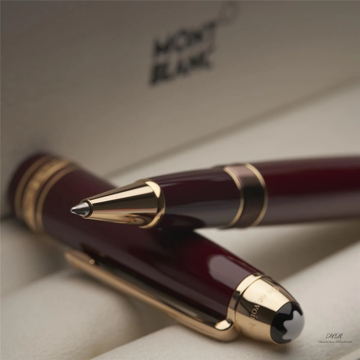Montblanc Meisterstück Le Petit Prince and Planet Resin Rollerball ID 125305 - Image 5