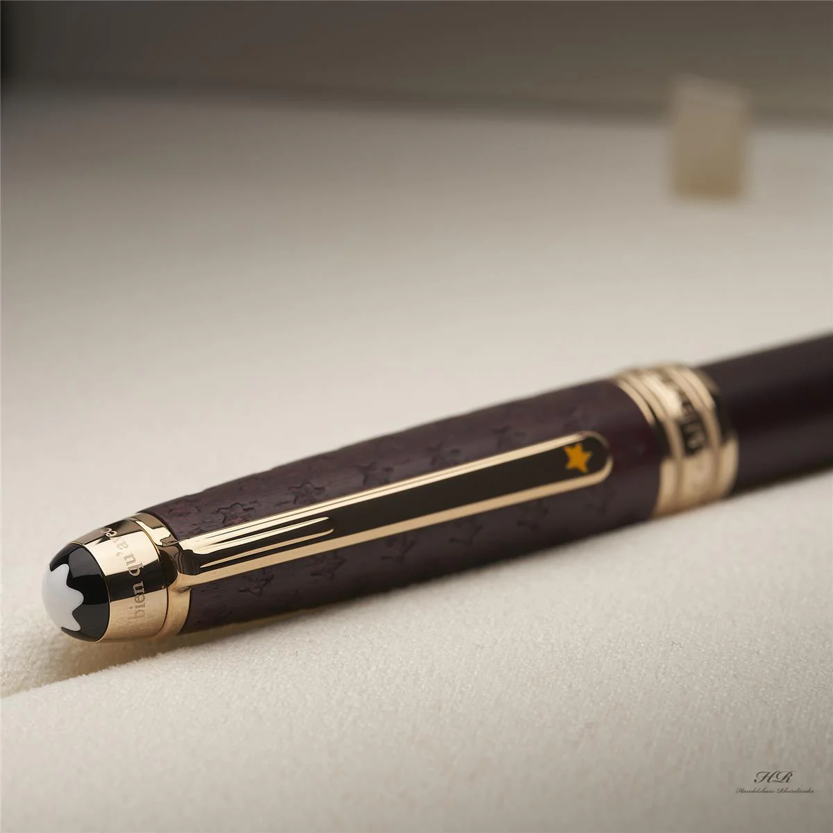 Montblanc Meisterstück Solitaire Petit Prince Planet Ballpoint Pen ID 125315 - Image 6