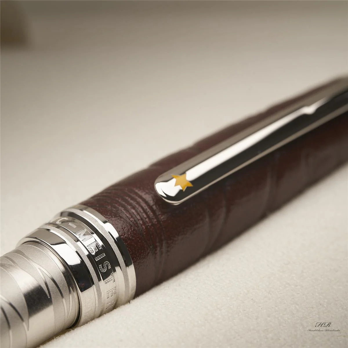 Montblanc Solitaire Doué Petit Prince and Aviator Kugelschreiber ID 119686 - Image 3